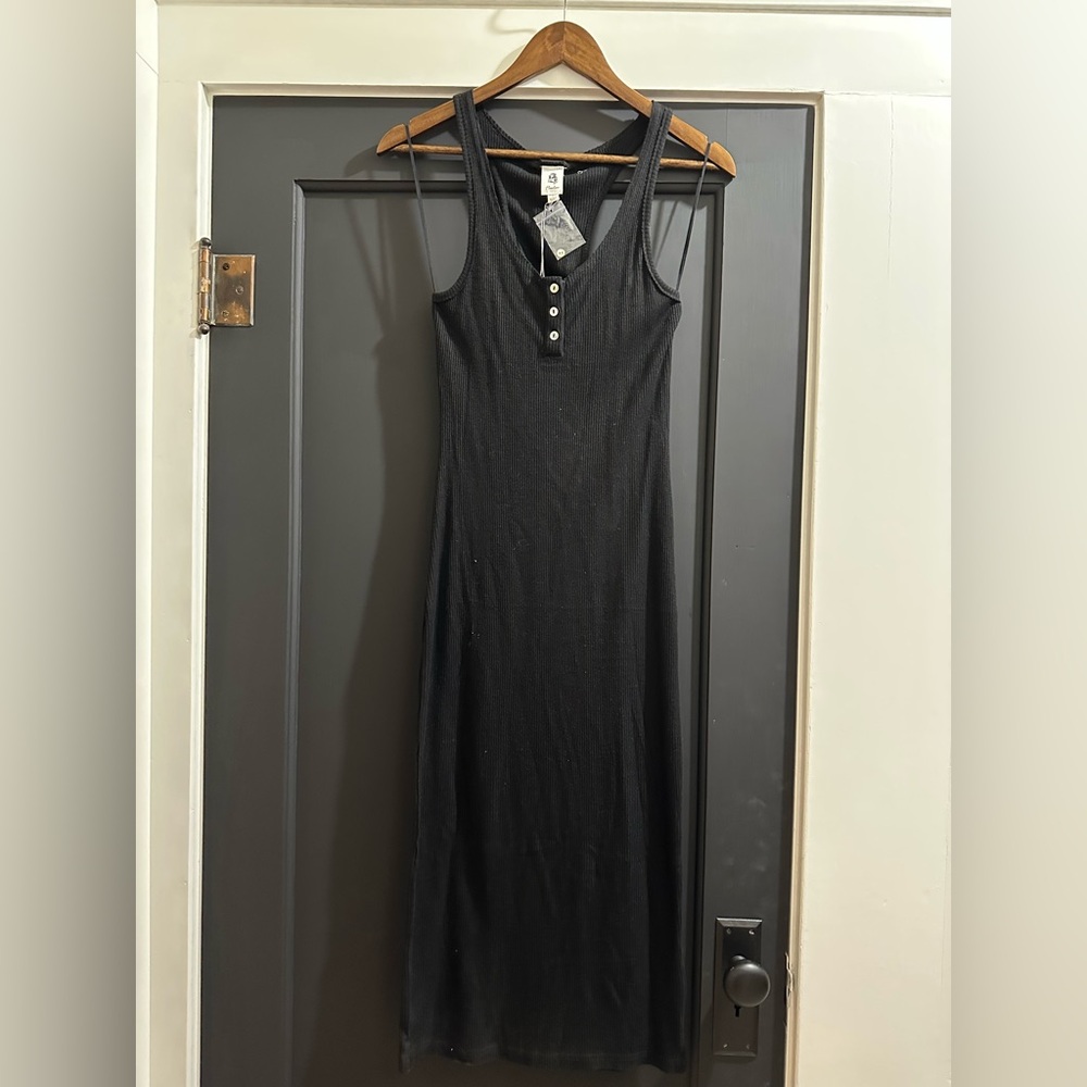FLAWLESS Black Midi Dress